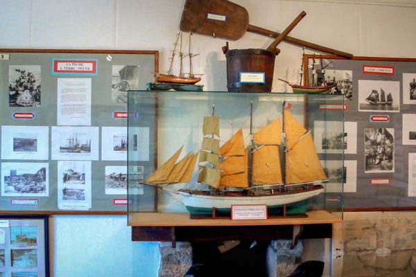 maquette et tableaux d’explication maquette et tableaux d'explication