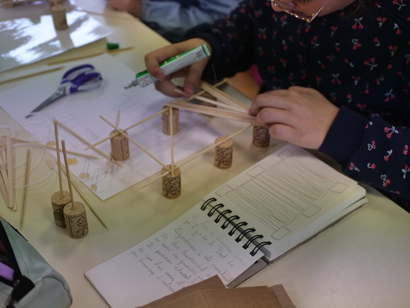 Une maquette de bac réalisée par les élèves.