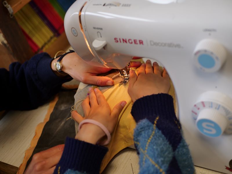 Apprentissage de la machine à coudre